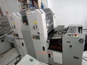 二手濱田八開雙色酒精機(jī)出售，溫州藍(lán)天印刷物資推薦